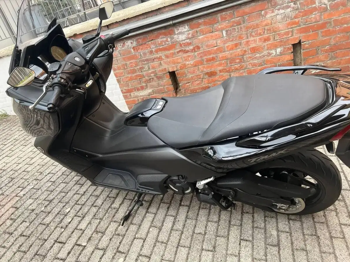 Yamaha T-Max 530 (2017 - 19)