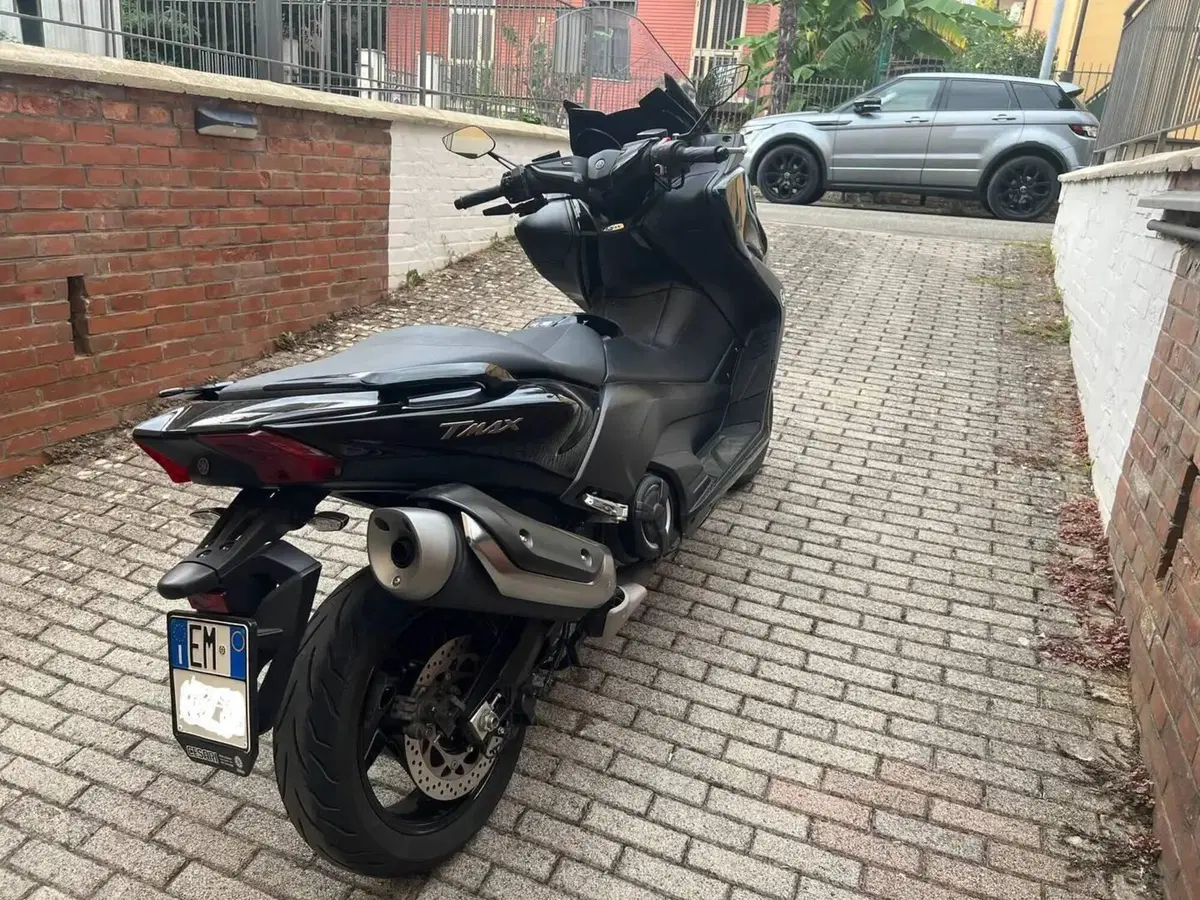 Yamaha T-Max 530 (2017 - 19) (4)