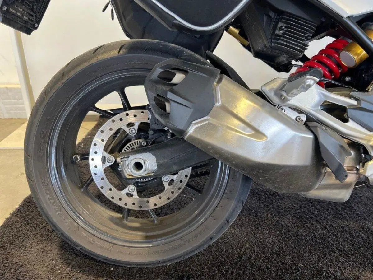 Bmw F 900 R (2021 - 24) (9)