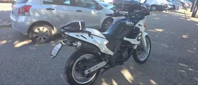 Aprilia Pegaso 650 IE (2001 - 02) usata