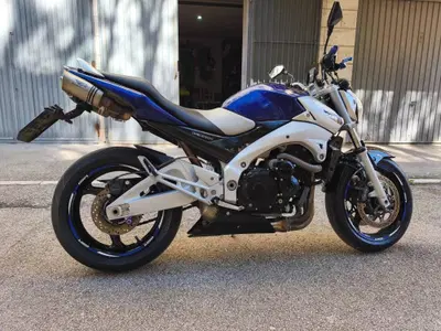 Suzuki GSR 600 (2006 - 11) usata