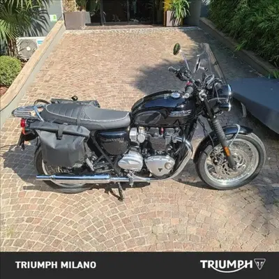 Triumph Bonneville T120 (2021 - 25) usata