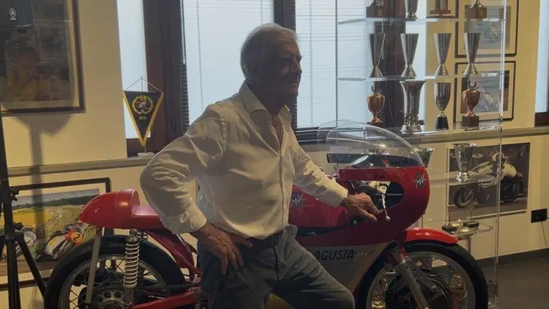 Inaugurato a Bergamo il nuovo museo di Giacomo Agostini: "Tutta la mia storia &egrave; qui" [VIDEO]