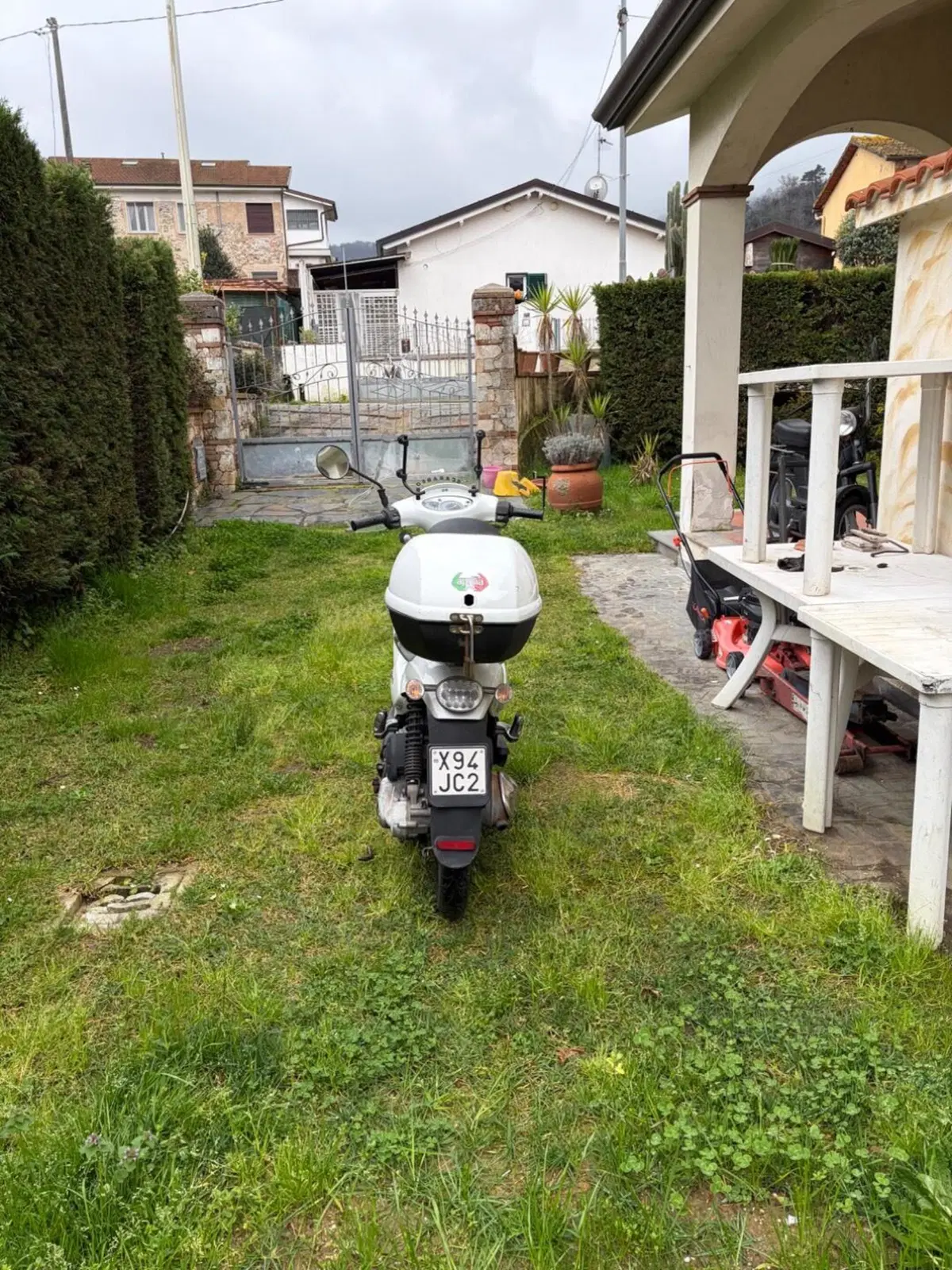 Aprilia Scarabeo 50 4t 4V (2009 - 17) (5)