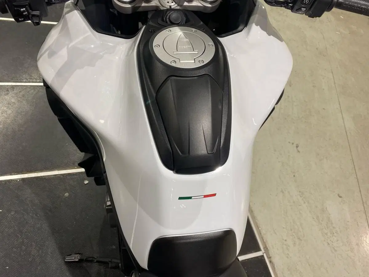 Ducati Multistrada V4 S (2021 - 24) (9)