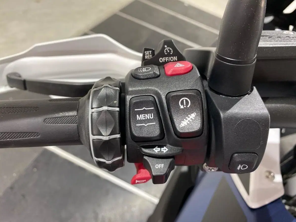 Bmw R 1250 GS Adventure (2021 - 24) (7)