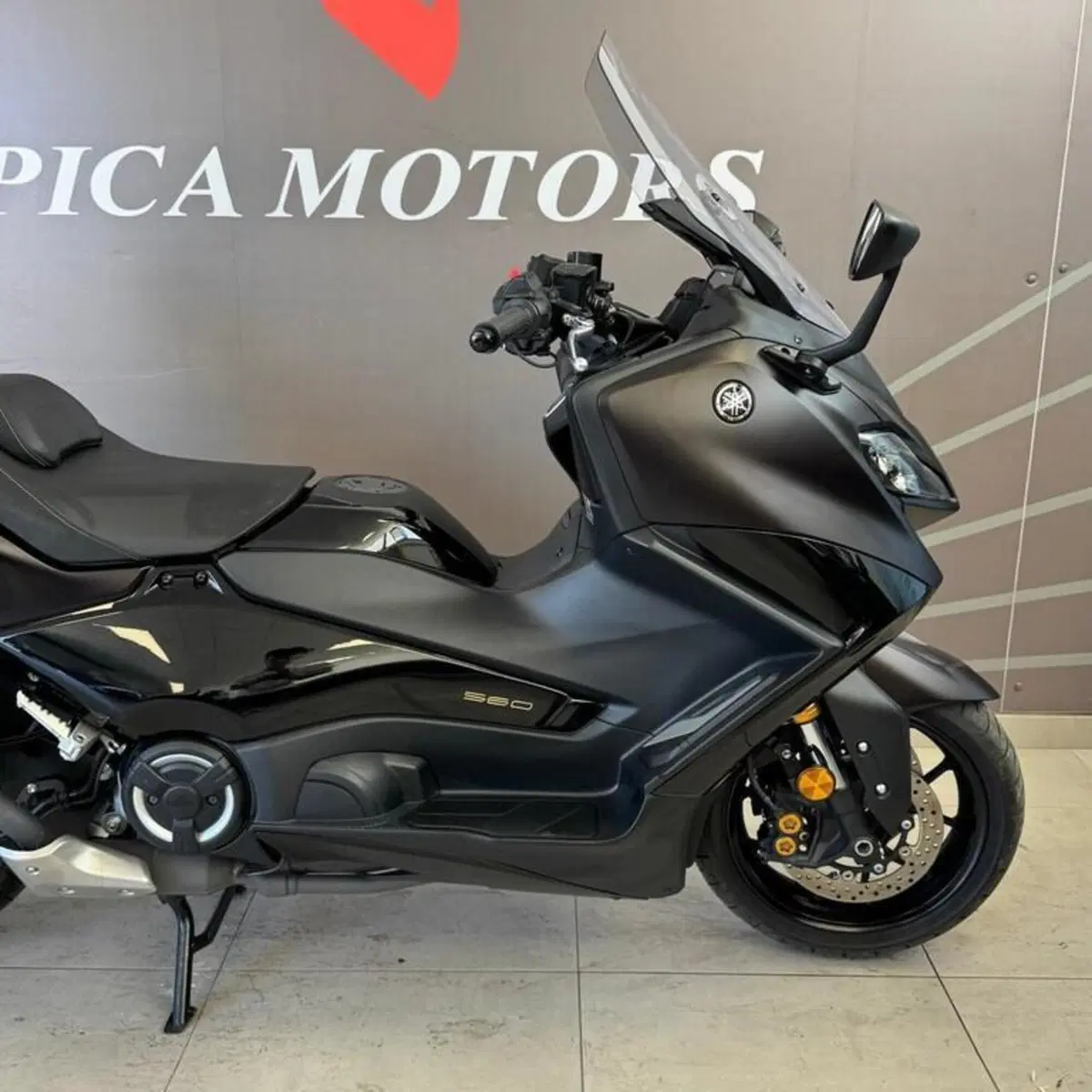 Yamaha T-Max 560 Tech Max (2022 - 24) (3)