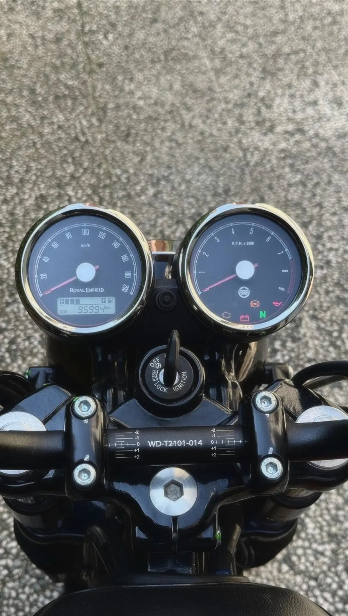 Royal Enfield Interceptor 650 (2021 - 26) (3)