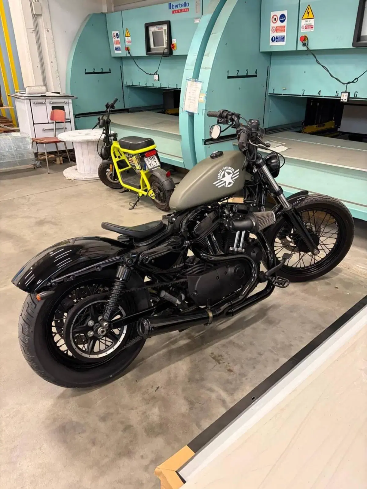 Harley-Davidson XL 1200N Nightster (2008 - 12) (2)
