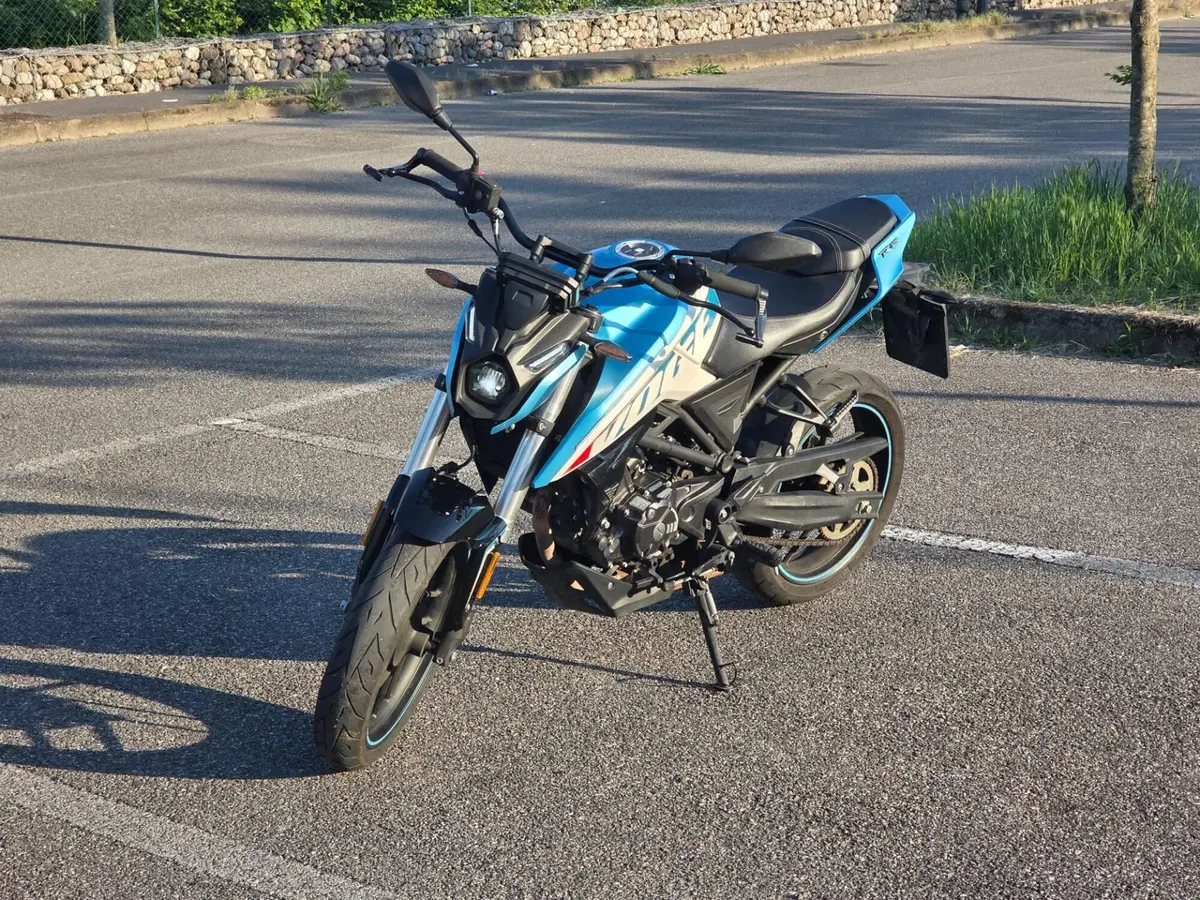 Voge Brivido 125R (2023 - 26) (2)