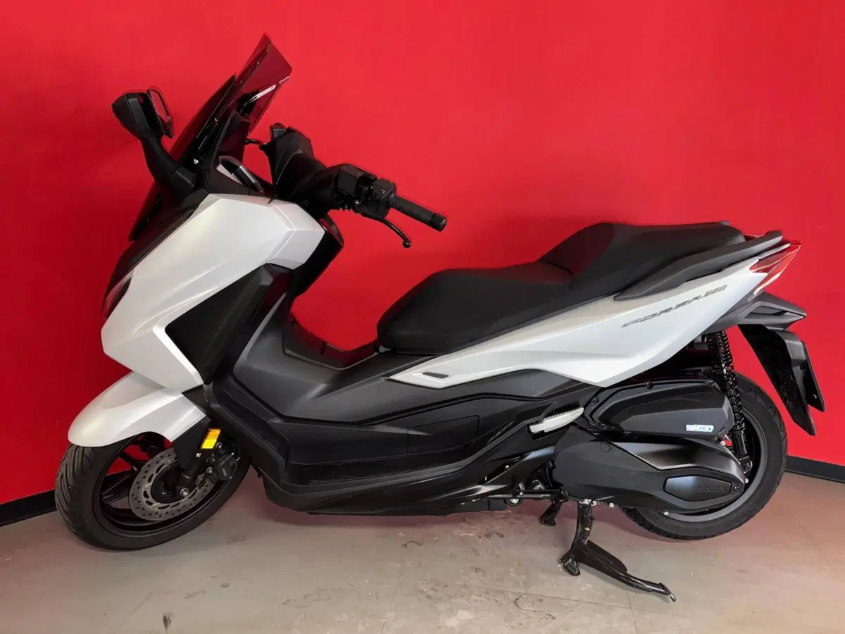 Honda Forza 350 (2025 - 26) (3)