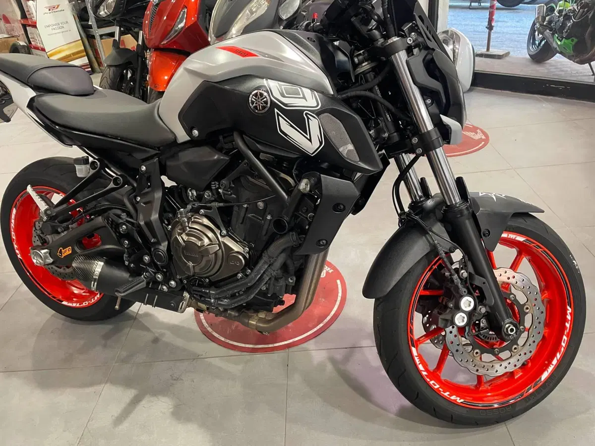 Yamaha MT-07 (2021 - 24) (5)