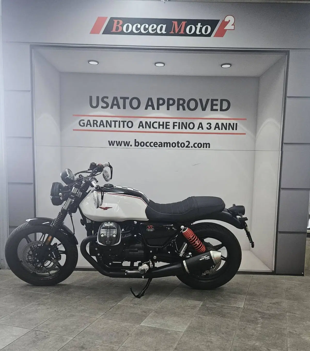 Moto Guzzi V7 Stone Ten (2024 - 25) (4)