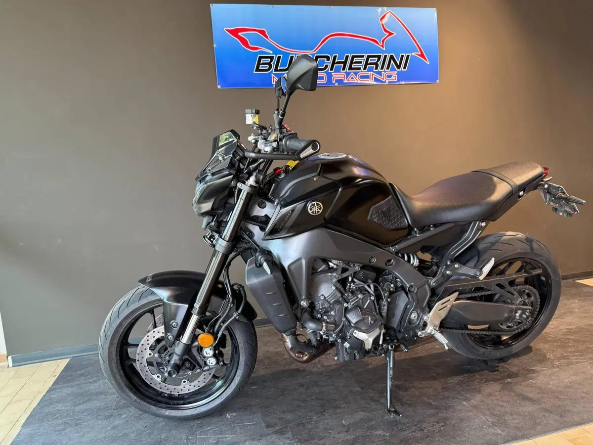 Yamaha MT-09 (2021 - 23) (6)