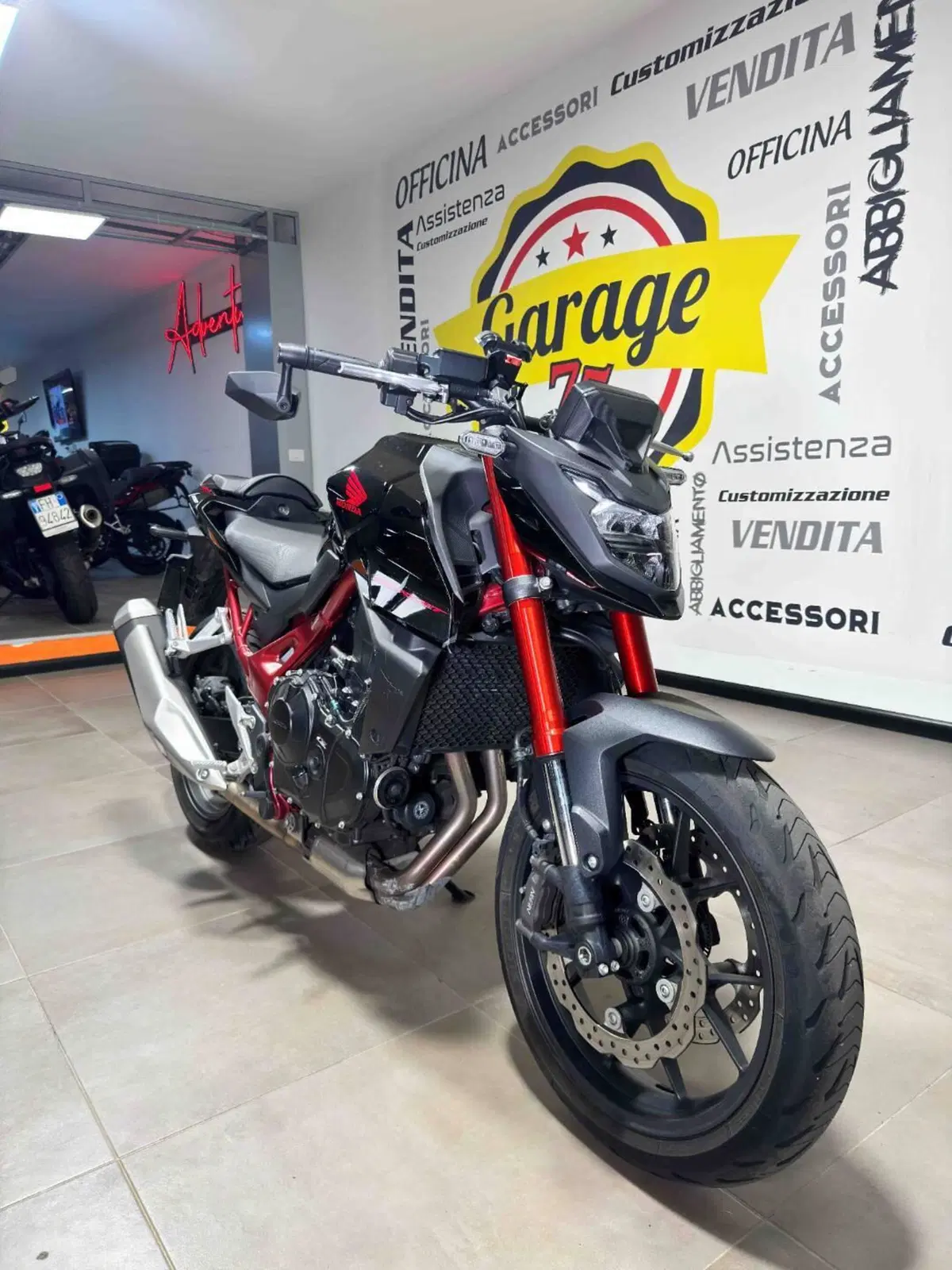 Honda CB 750 Hornet (2023 - 24) (2)