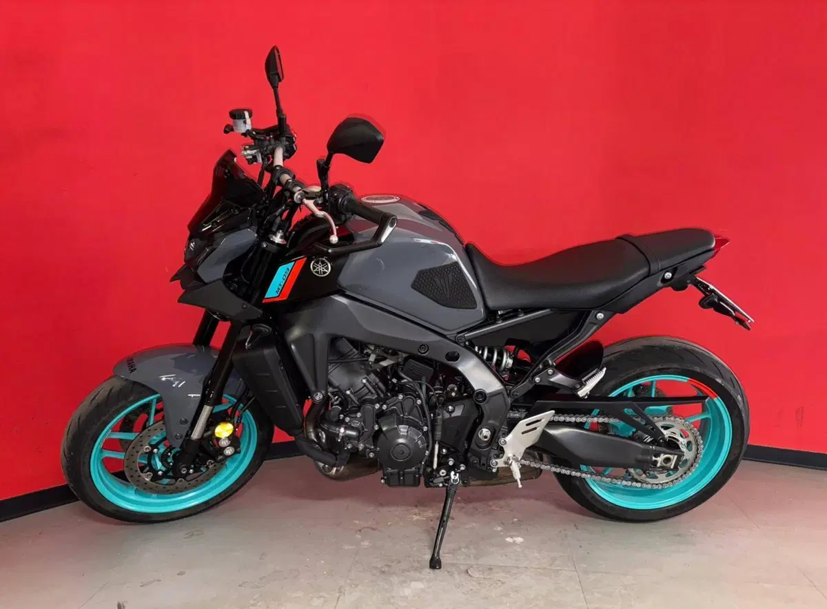 Yamaha MT-09 (2021 - 23) (3)