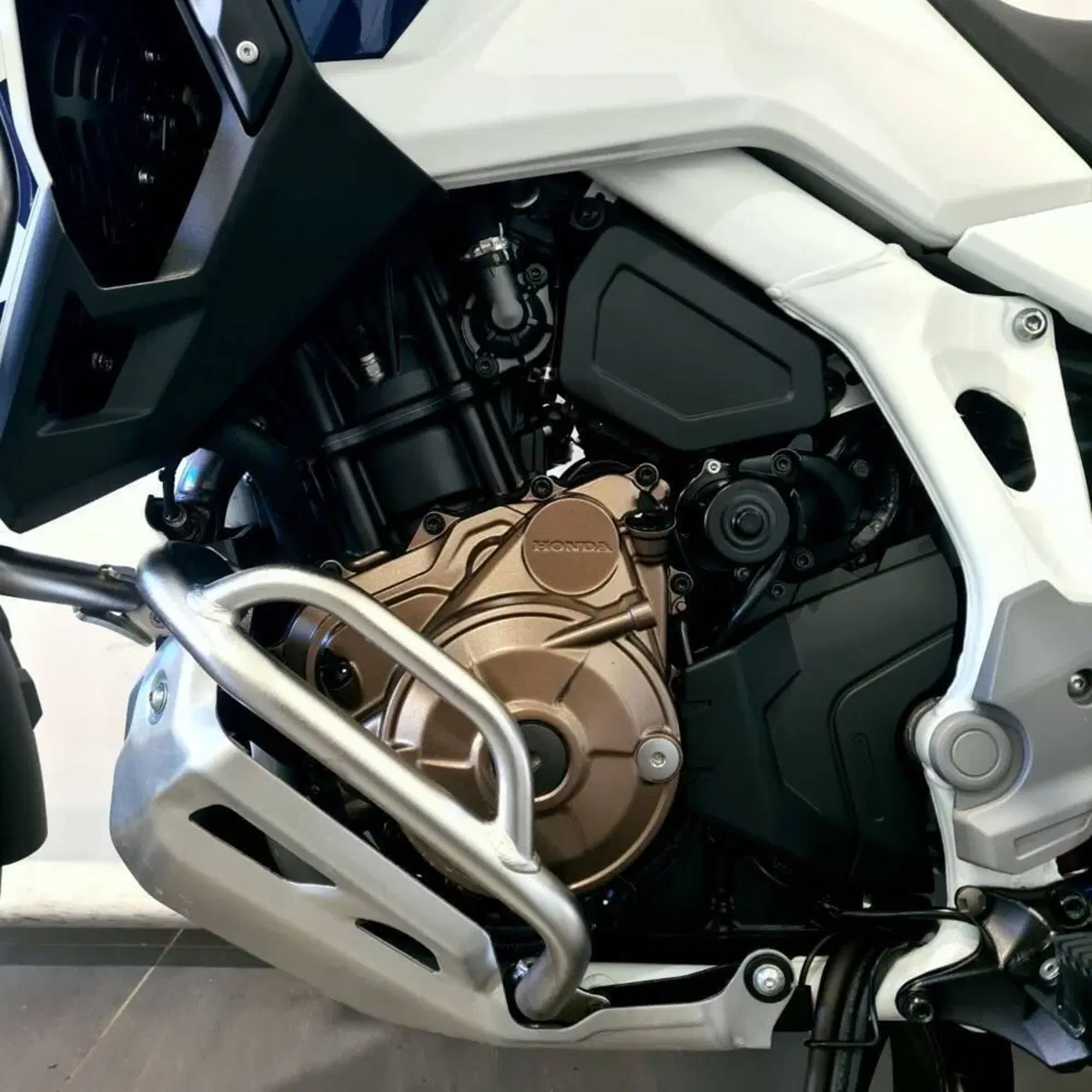 Honda Africa Twin CRF 1100L Adventure Sports DCT (2024 - 26) (10)