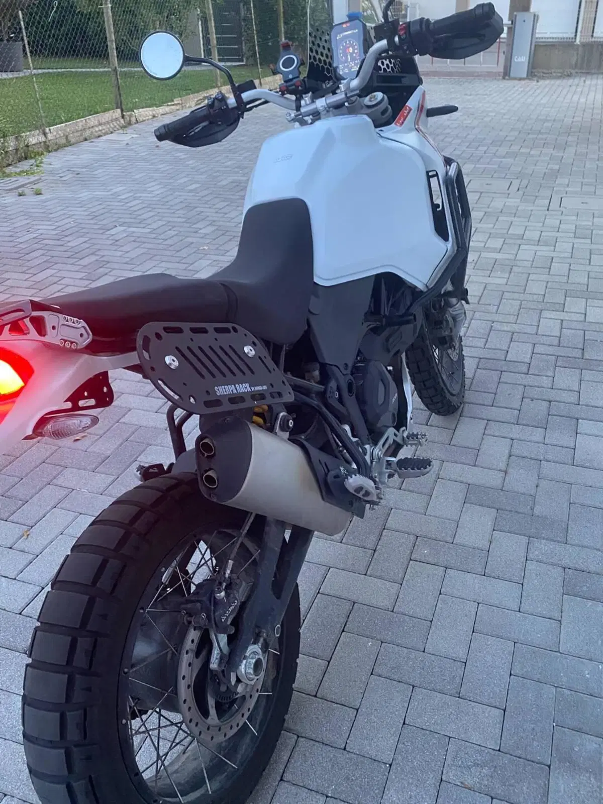 Ducati DesertX (2022 - 25) (4)