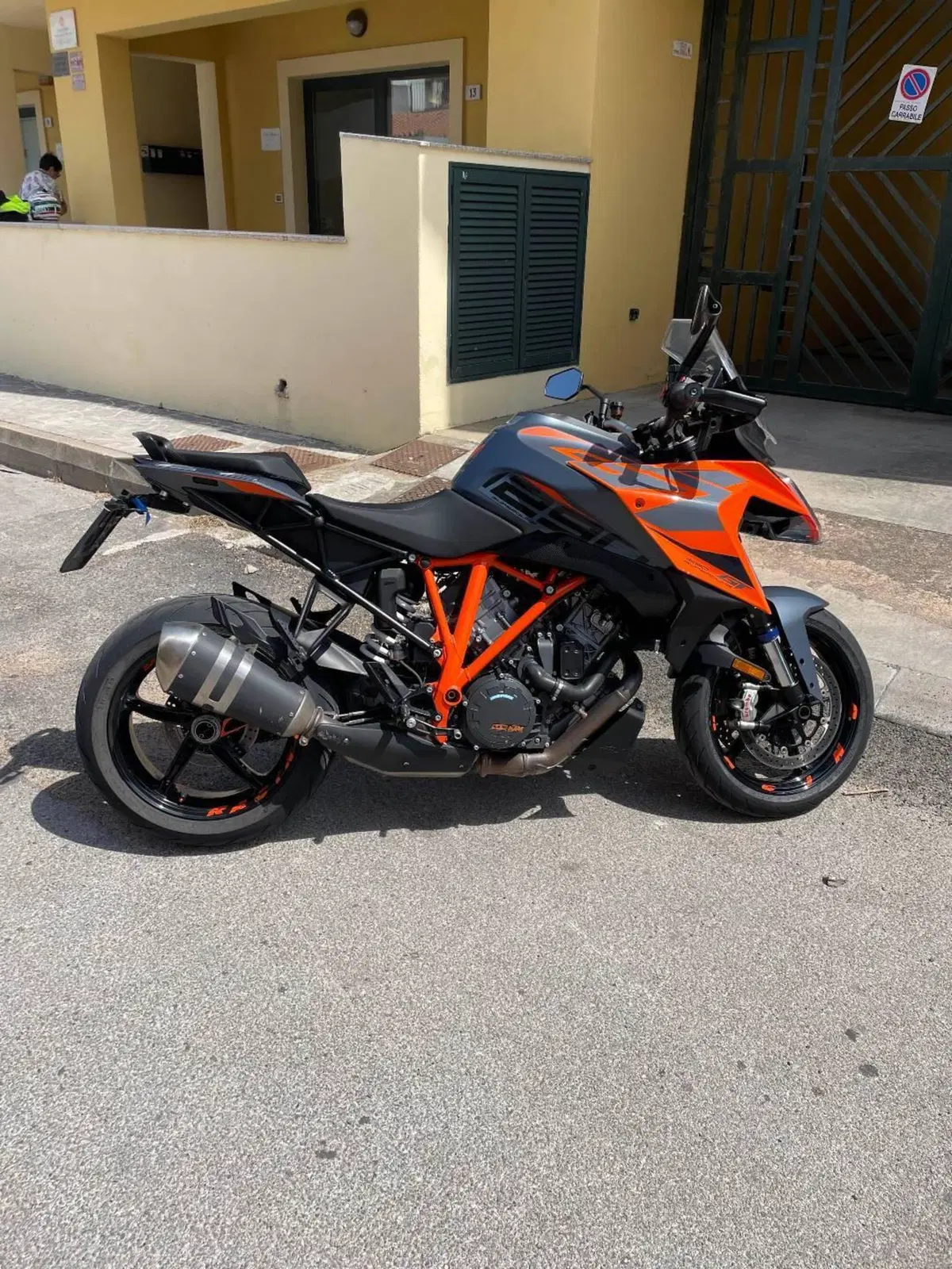 KTM 1290 Super Duke GT (2022 - 25)