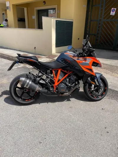 KTM 1290 Super Duke GT (2022 - 25) usata