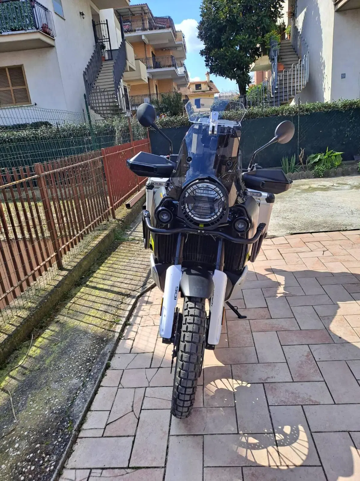 Husqvarna Norden 901 (2022 - 26) (4)