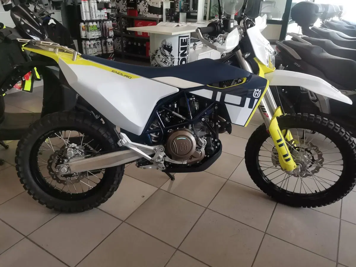 Husqvarna 701 Enduro (2023 - 25)