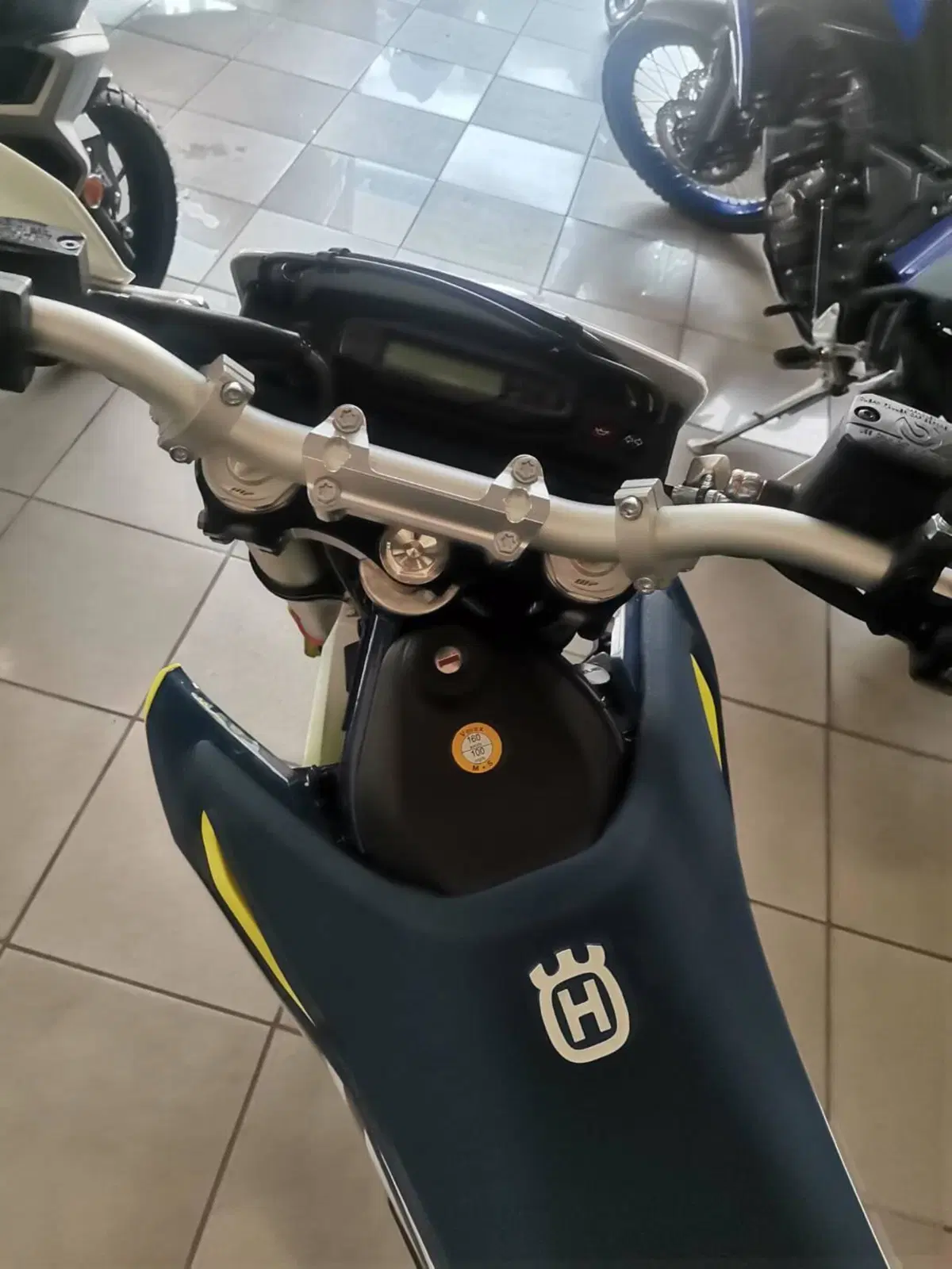 Husqvarna 701 Enduro (2023 - 25) (5)