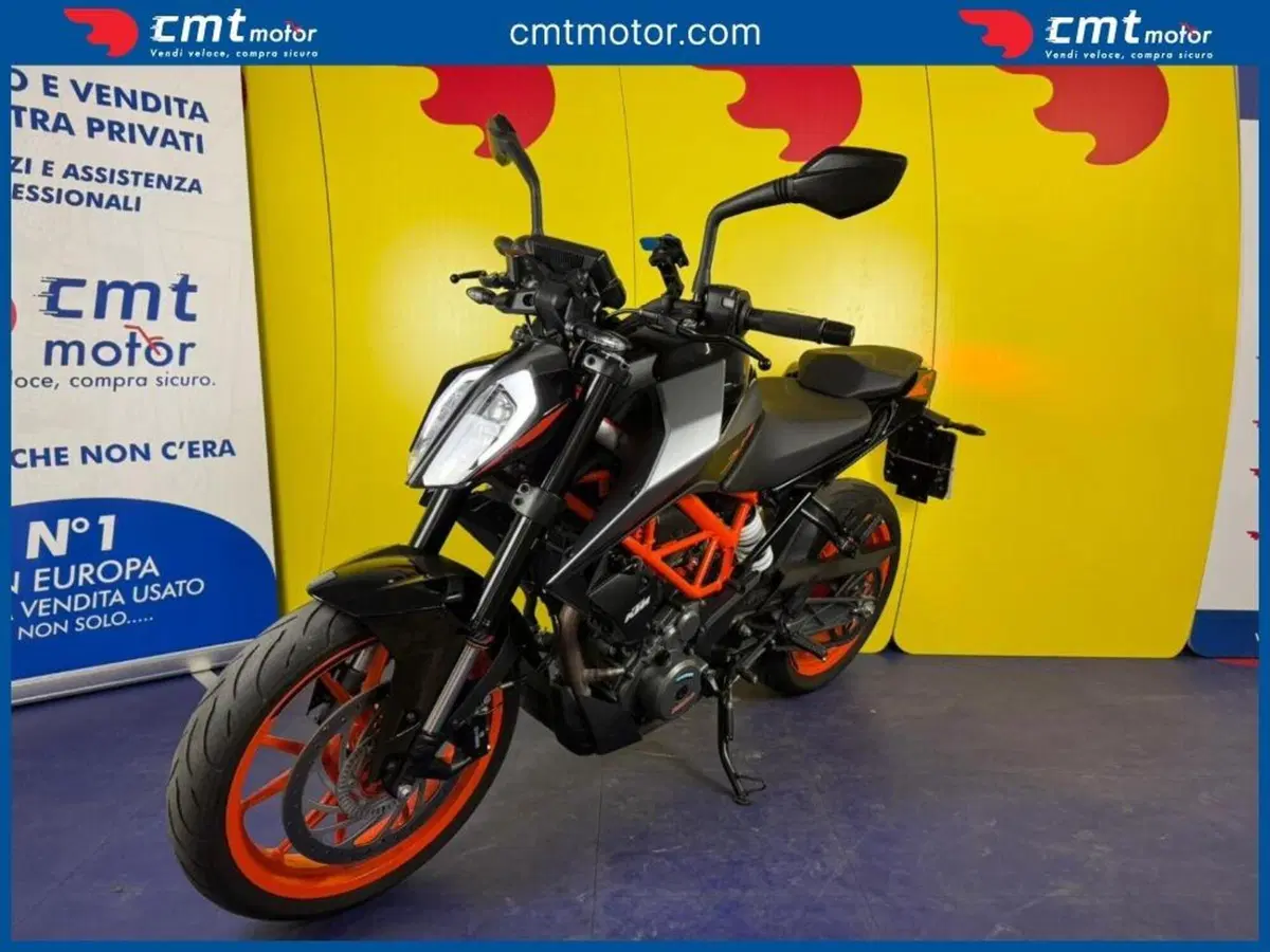 KTM 390 Duke (2021 - 23) (2)