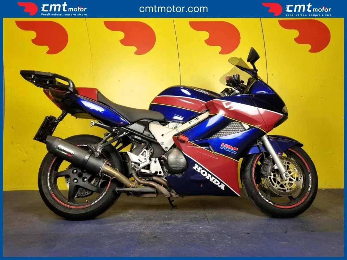 Honda VFR 800 (2002 - 05)