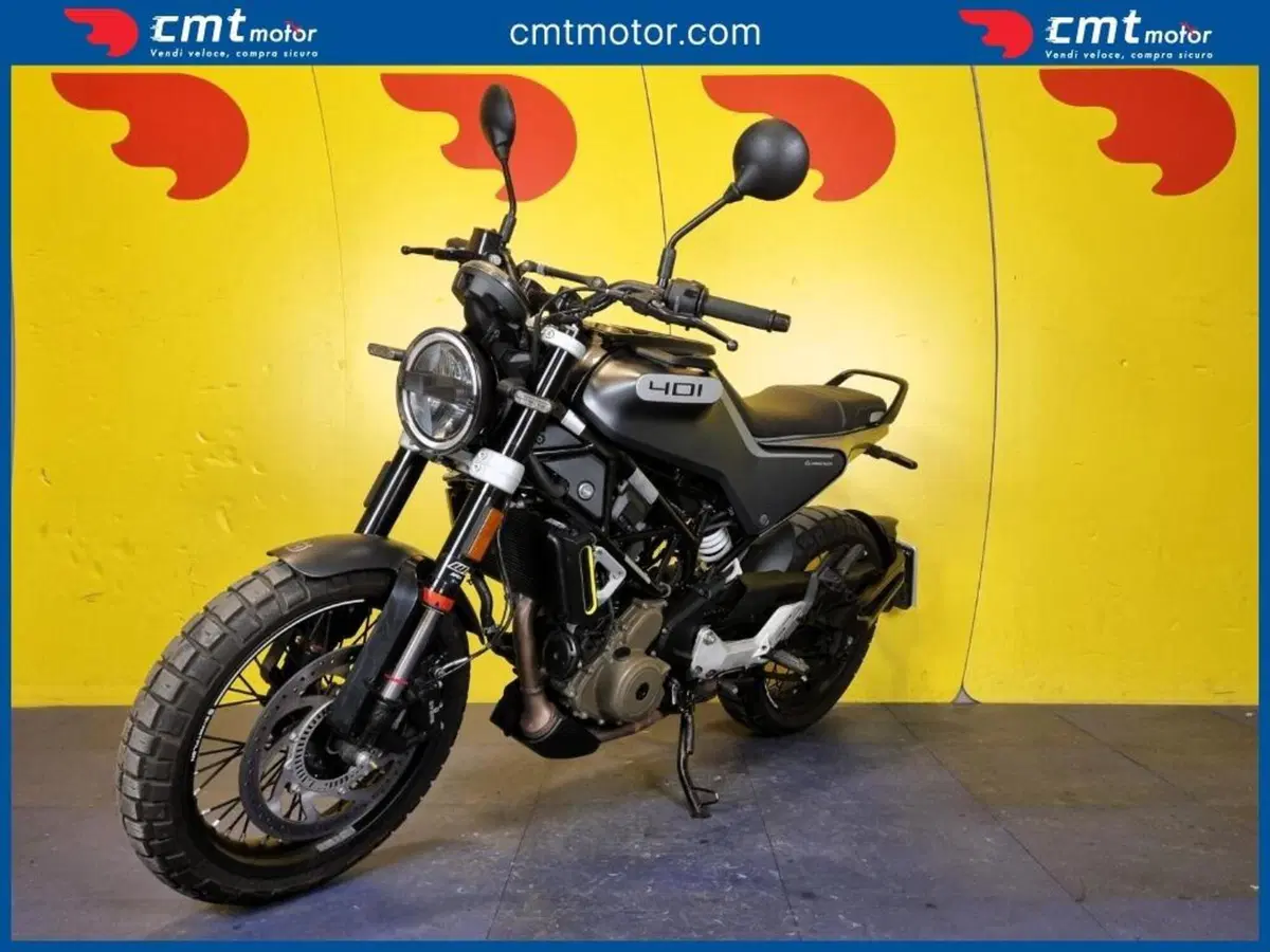 Husqvarna Svartpilen 401 (2021 - 23) (2)