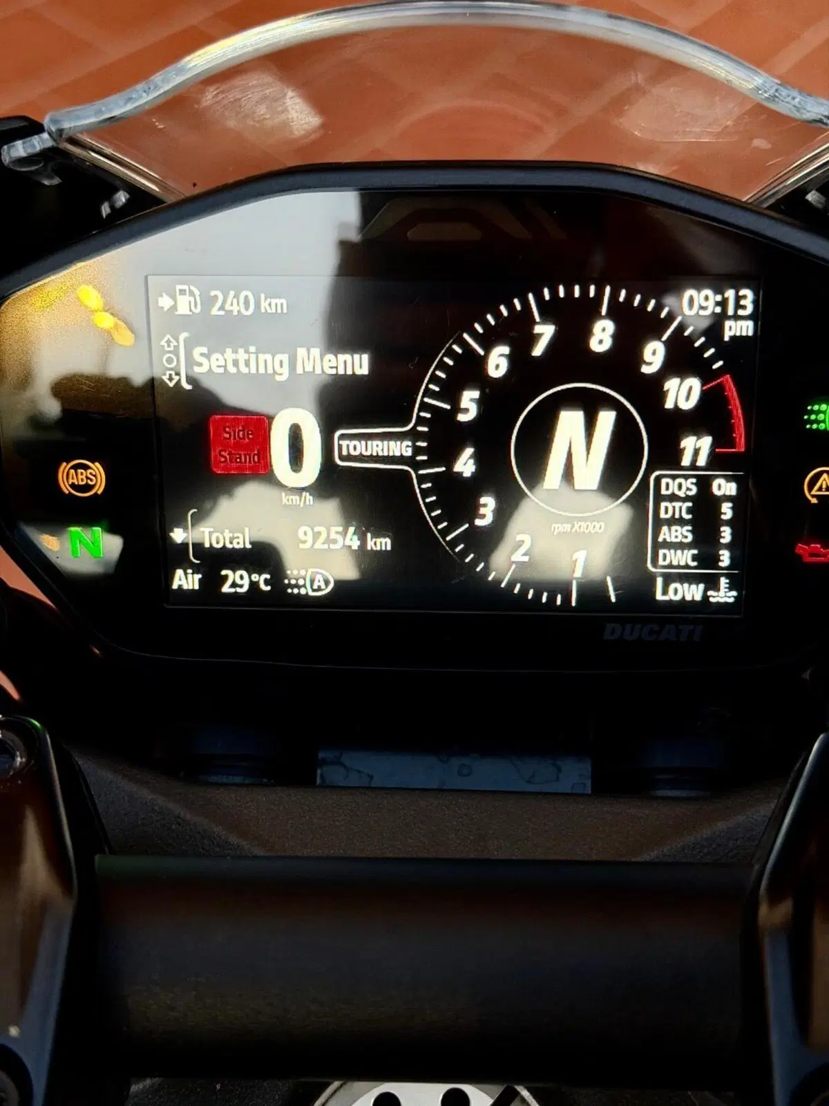 Ducati Monster 937 + (2021 - 25) (2)