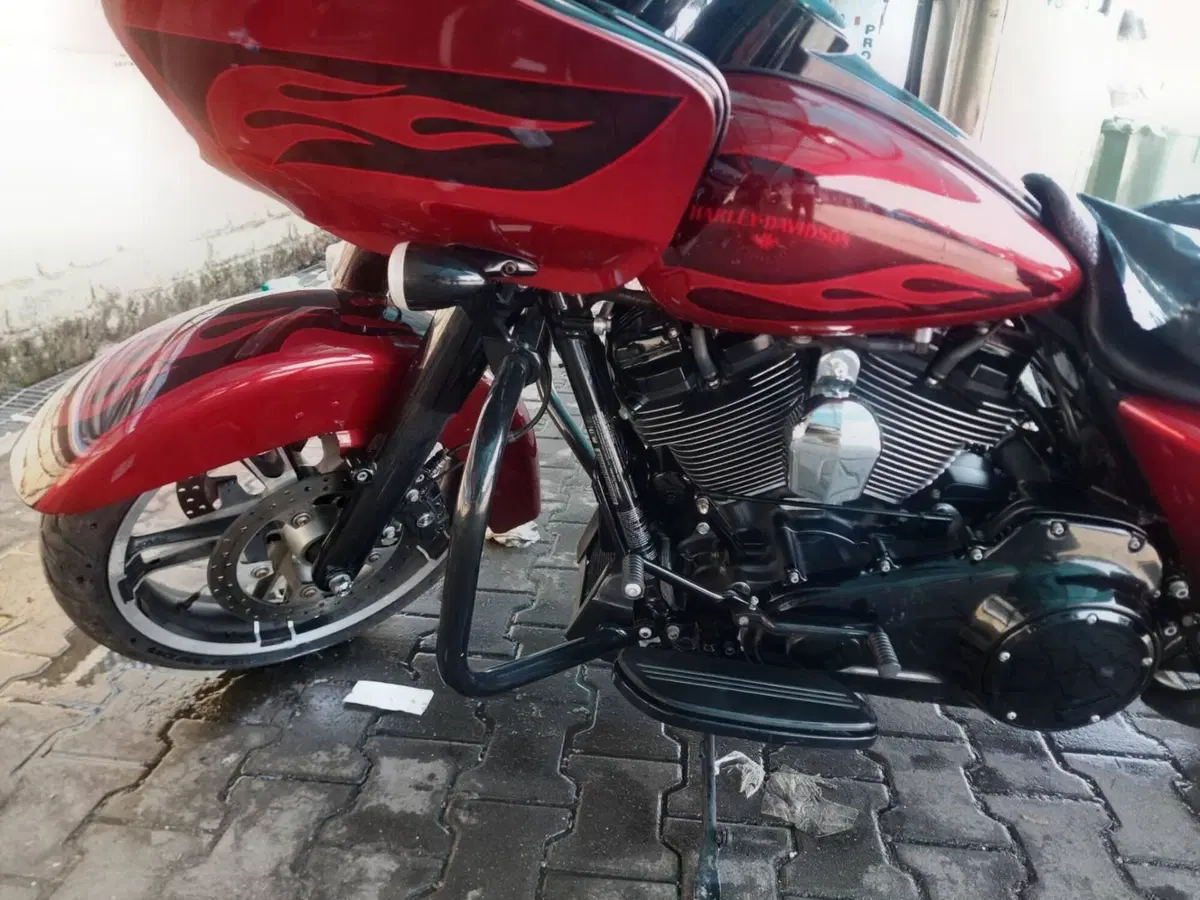 Harley-Davidson 107 Road Glide (2017) - FLTRX