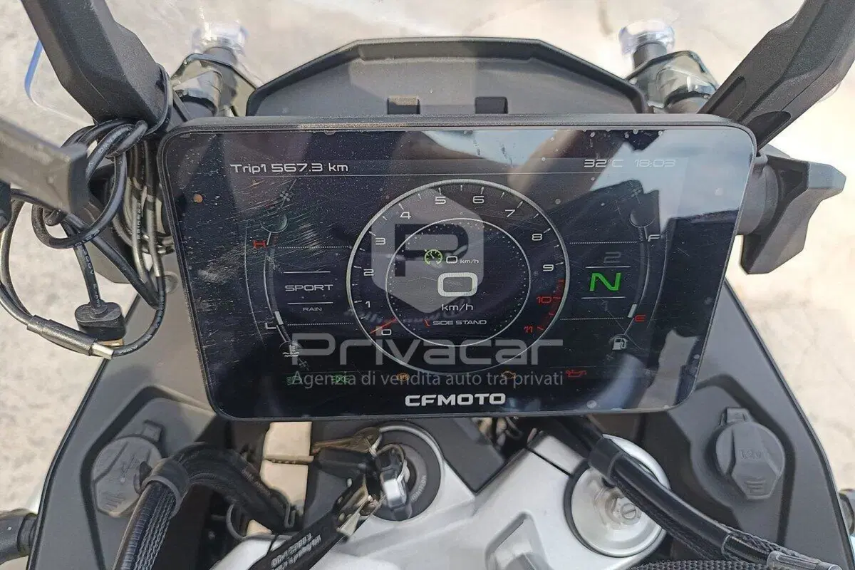 CFMOTO 800MT Touring (2022 - 26) (9)