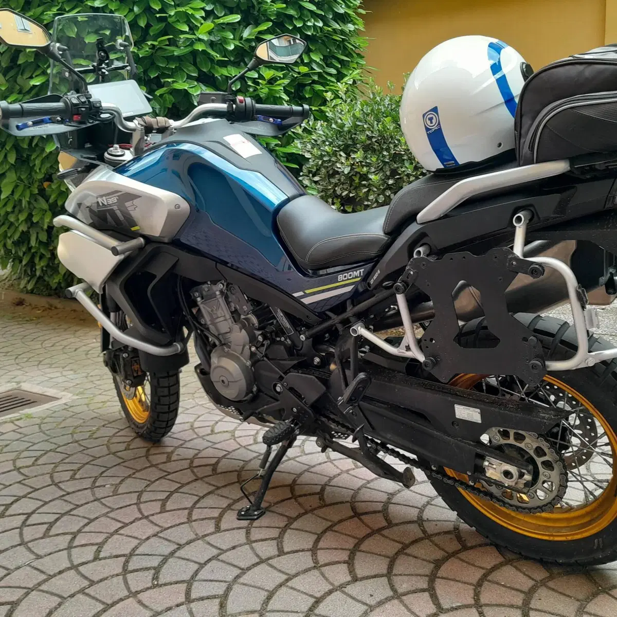 CFMOTO 800MT Touring (2022 - 26) (9)