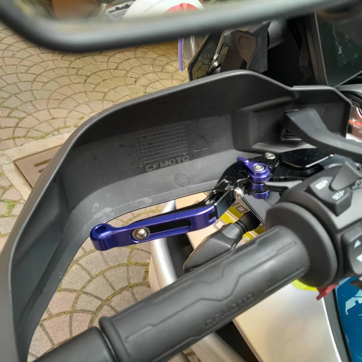 CFMOTO 800MT Touring (2022 - 26) (10)