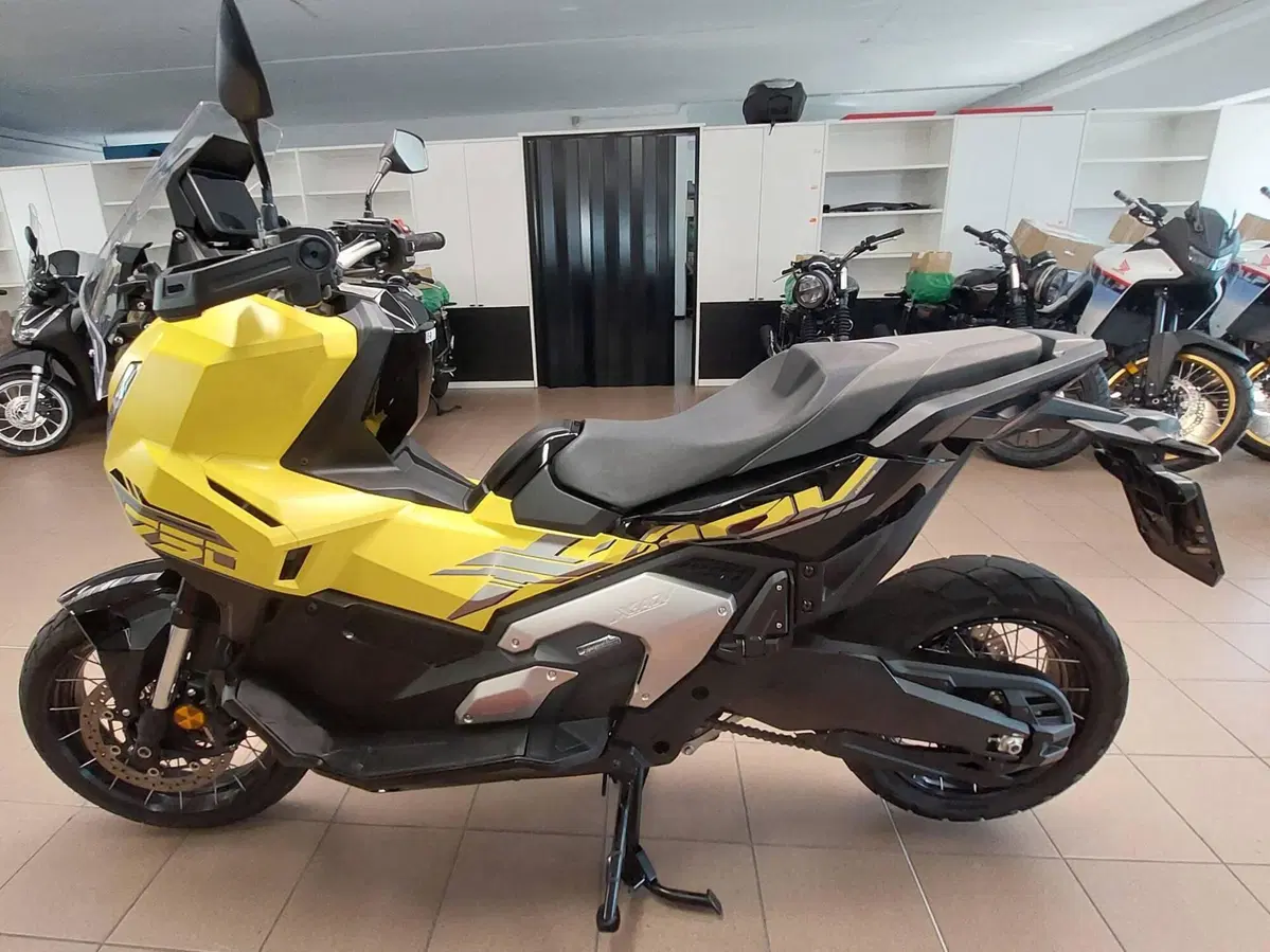 Honda X-ADV 750 (2025 - 26) (7)