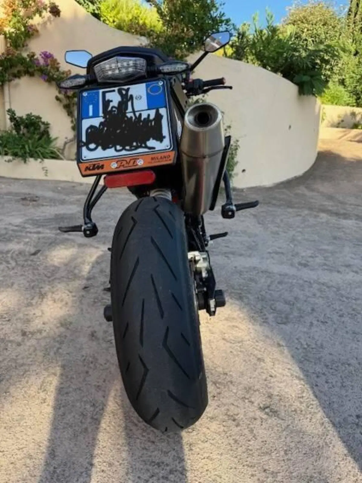KTM 890 Duke R (2021) (8)