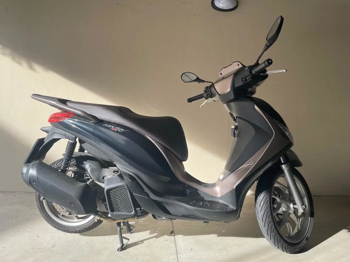 Piaggio Medley 125 ABS (2021 - 24) (3)
