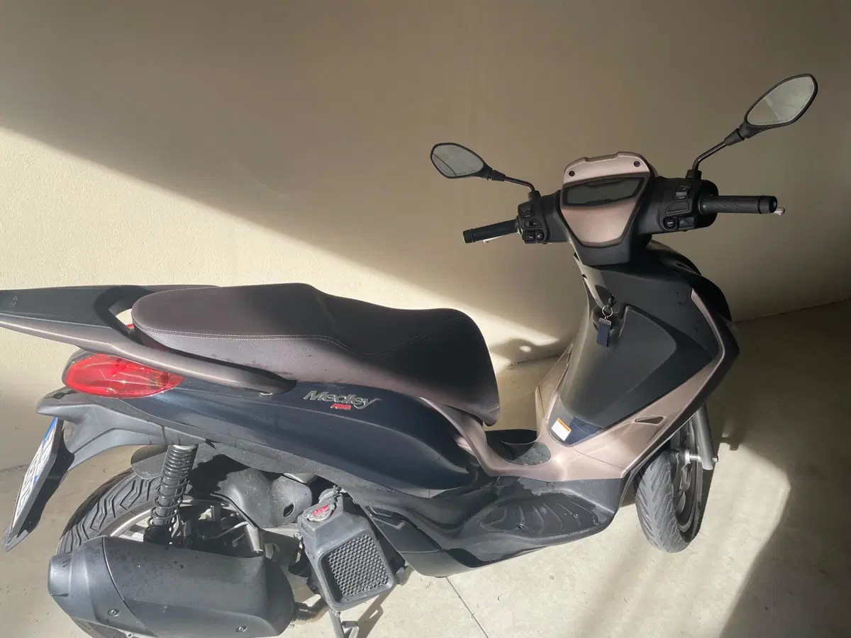 Piaggio Medley 125 ABS (2021 - 24) (4)