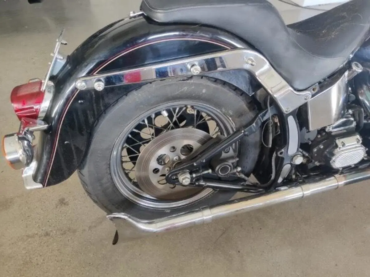 Harley-Davidson 1340 Heritage Classic (1984 - 98) - FLSTC (6)