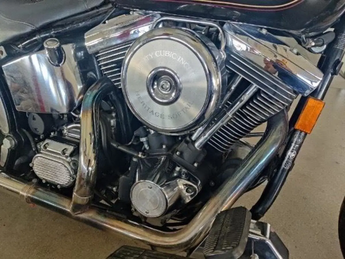 Harley-Davidson 1340 Heritage Classic (1984 - 98) - FLSTC (9)