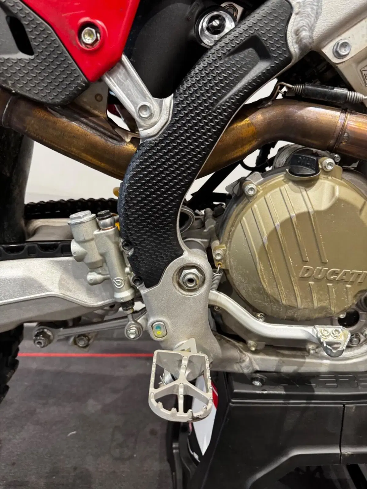 Ducati Desmo450 MX (2026) (14)