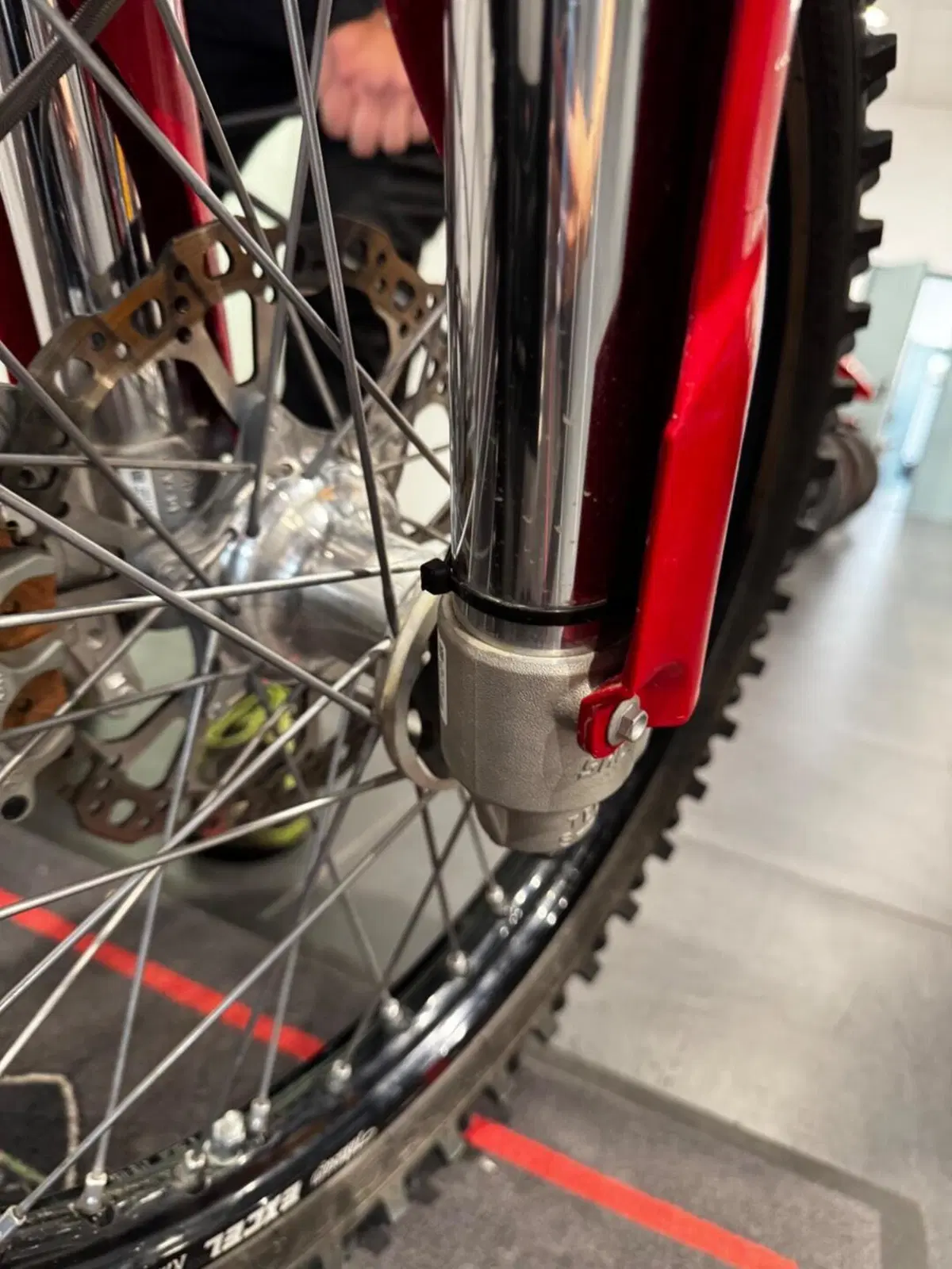 Ducati Desmo450 MX (2026) (16)