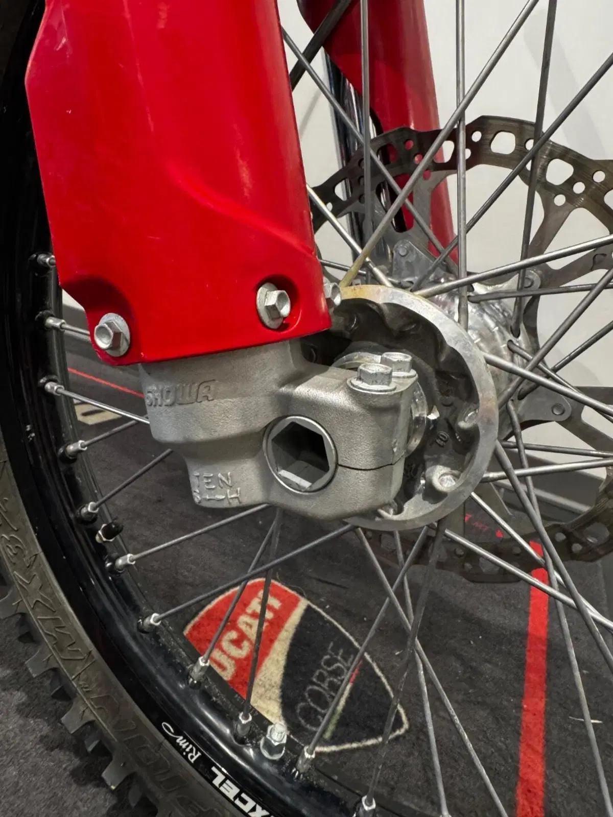 Ducati Desmo450 MX (2026) (18)