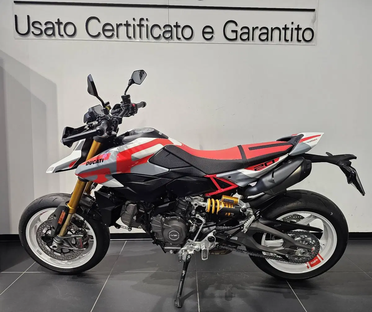 Ducati Hypermotard V2 SP (2026) (5)