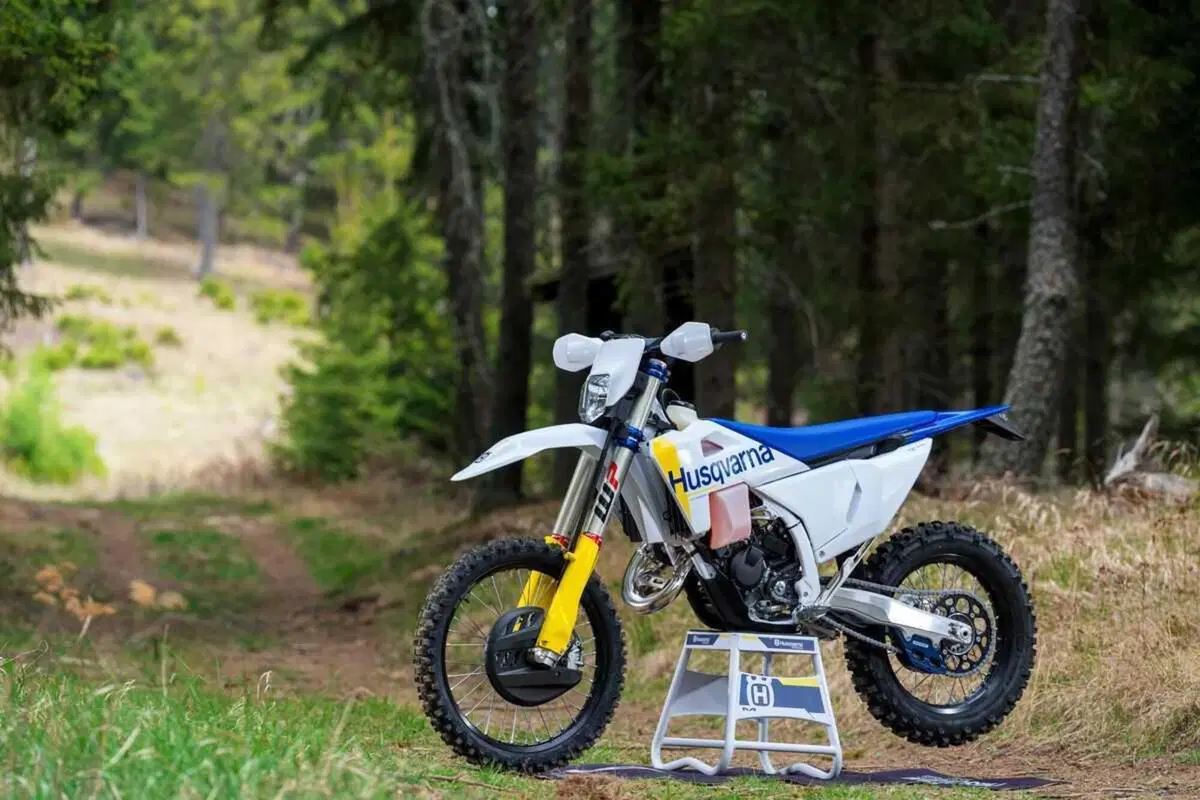 Husqvarna presenta la gamma Enduro 2027 (4)