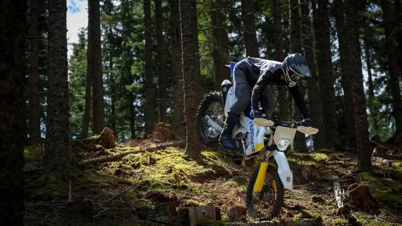 Husqvarna presenta la gamma Enduro 2027