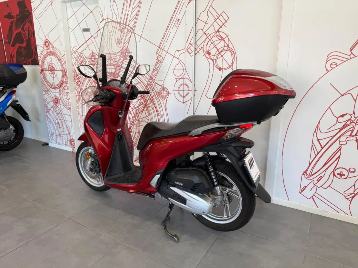 Honda SH 125i (2017 - 19) (6)