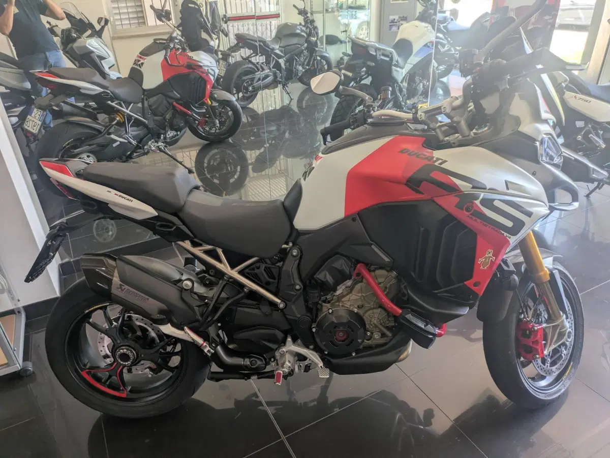 Ducati Multistrada V4 RS (2024 - 25)
