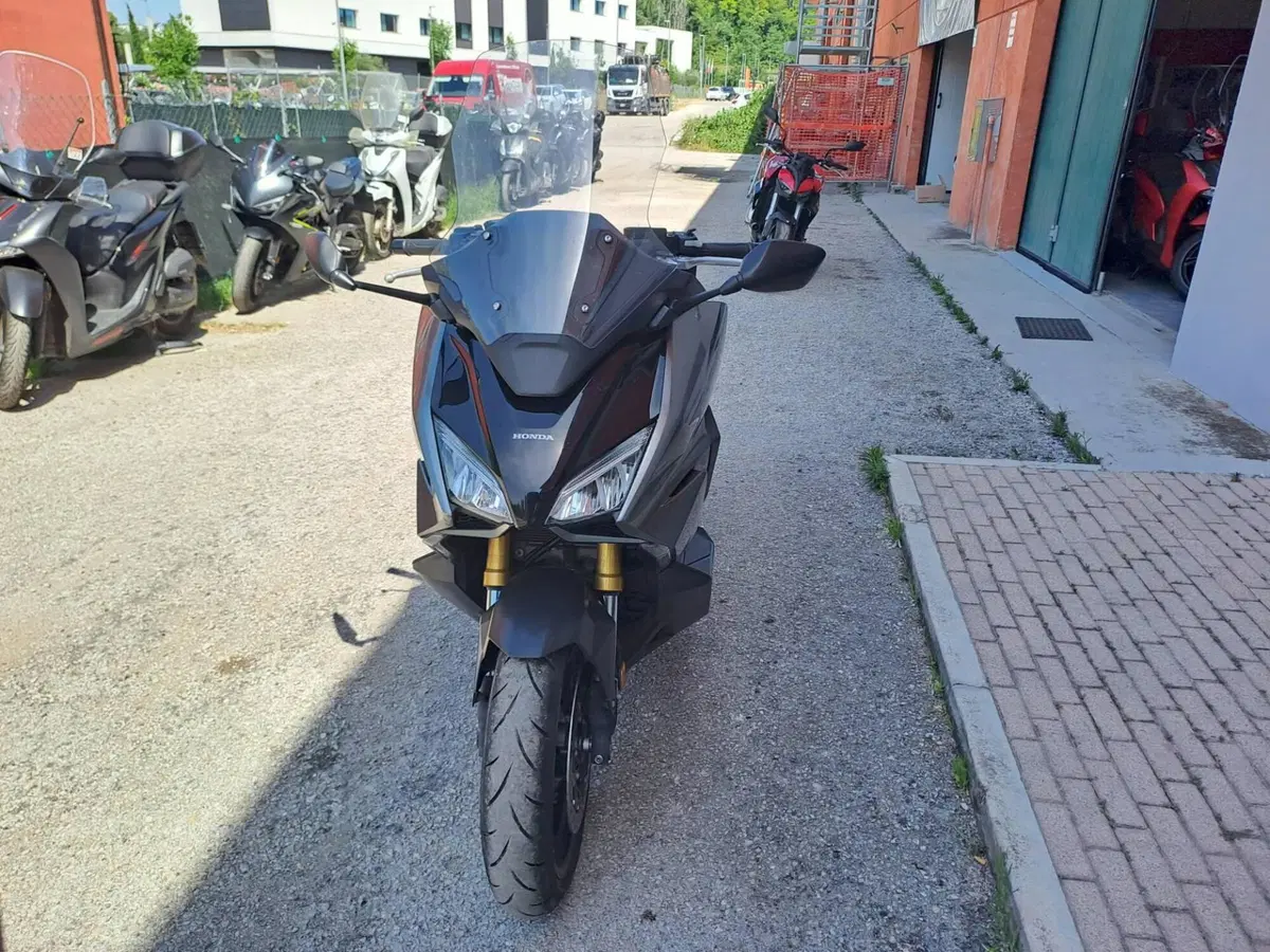 Honda Forza 750 DCT (2021 - 24) (3)